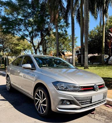 VOLKSWAGEN VIRTUS 1.0 200 TSI HIGHLINE AUTOMÁTICO VOLKSWAGEN VIRTUS 1.0 200 TSI HIGHLINE AUTOMÁTICO